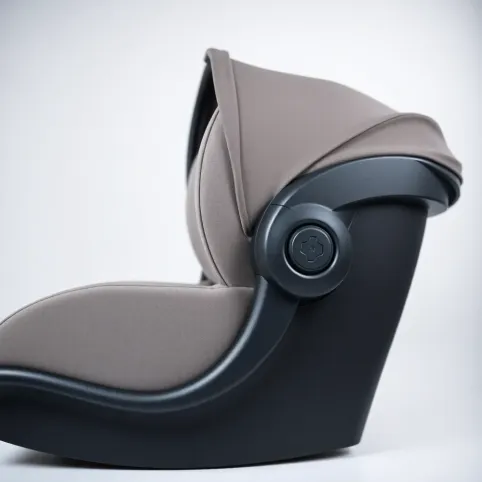 Maxi Cosi jak wypiąć fotelik z bazy